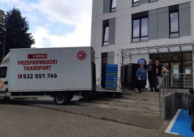 firma przeprowadzkowa transport mebli